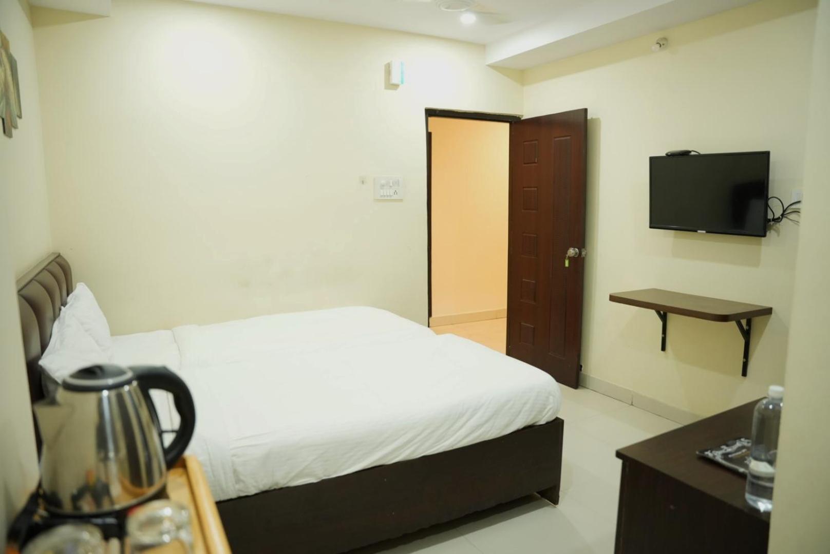 Da Lara Suites Kondapur  Exteriér fotografie