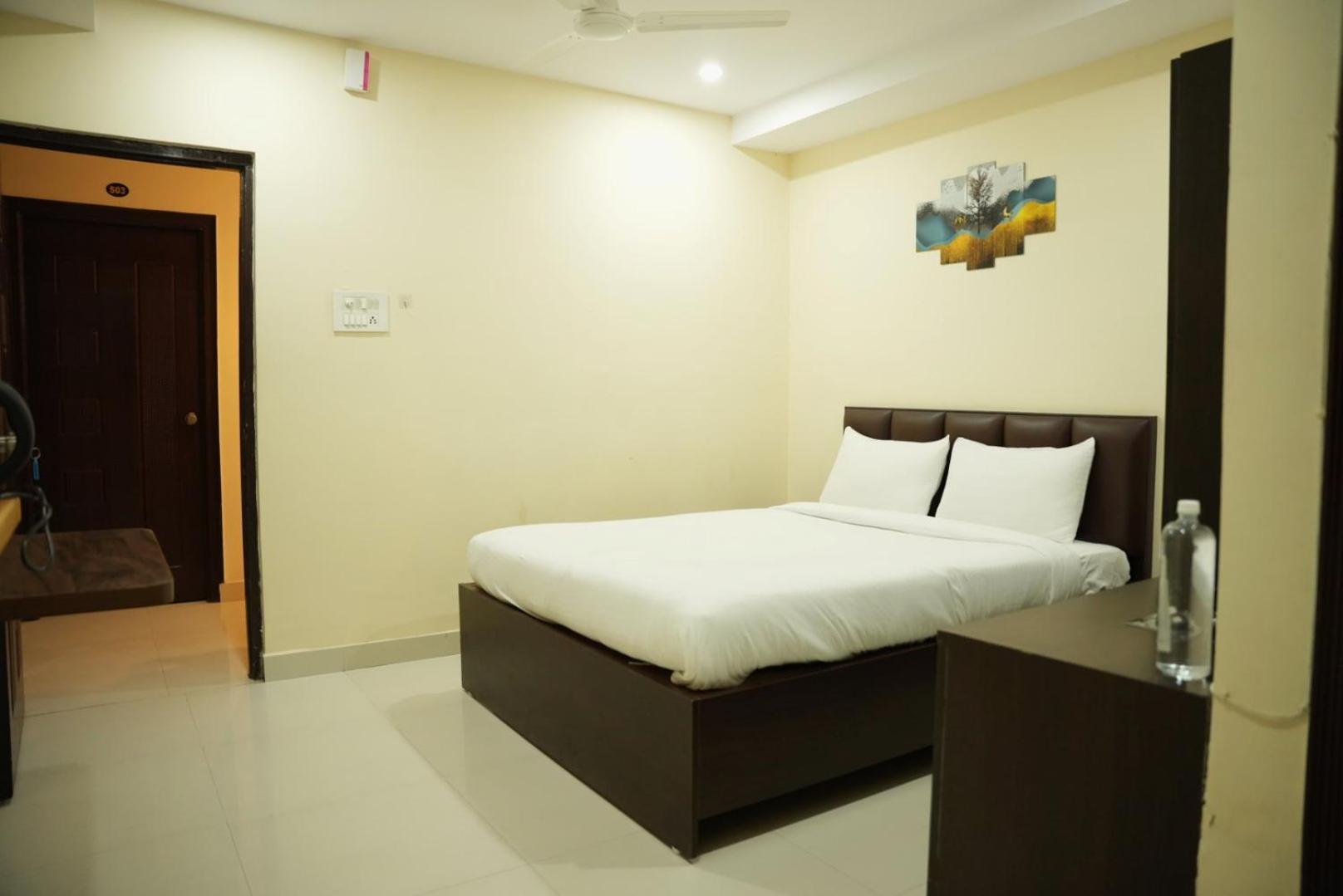 Da Lara Suites Kondapur  Exteriér fotografie