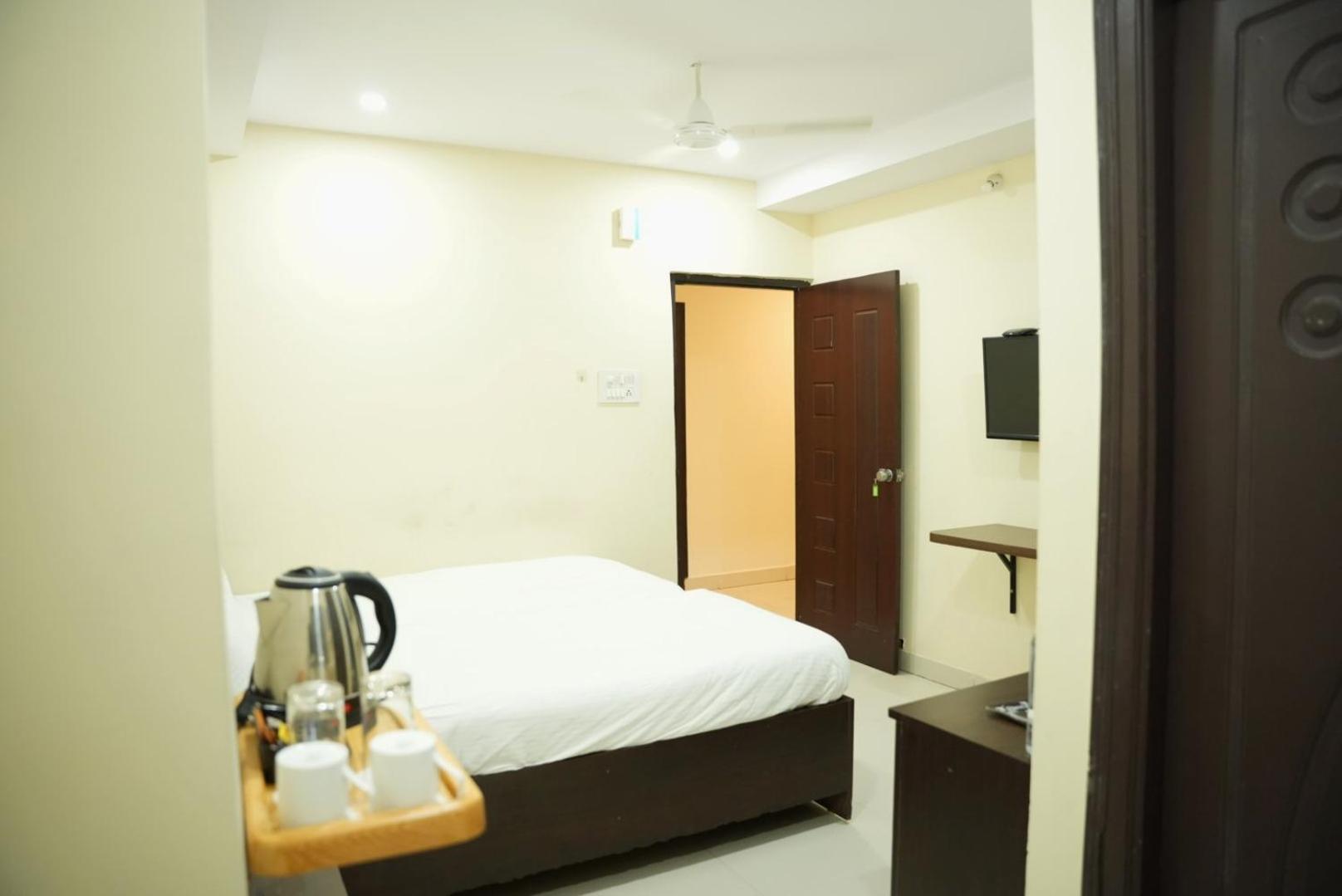 Da Lara Suites Kondapur  Exteriér fotografie